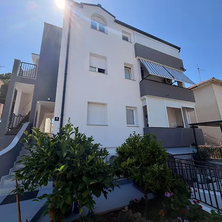 Buono Apartman